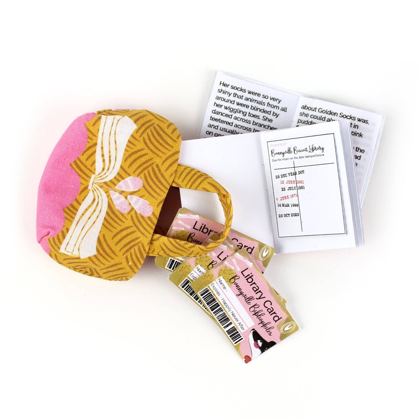 DIY Kit - Bibli the Badger Librarian and the singing Stoat