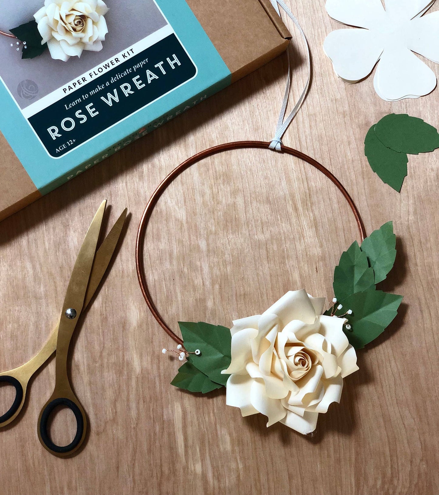 Paper Flower Craft Kit - Rose Wreath