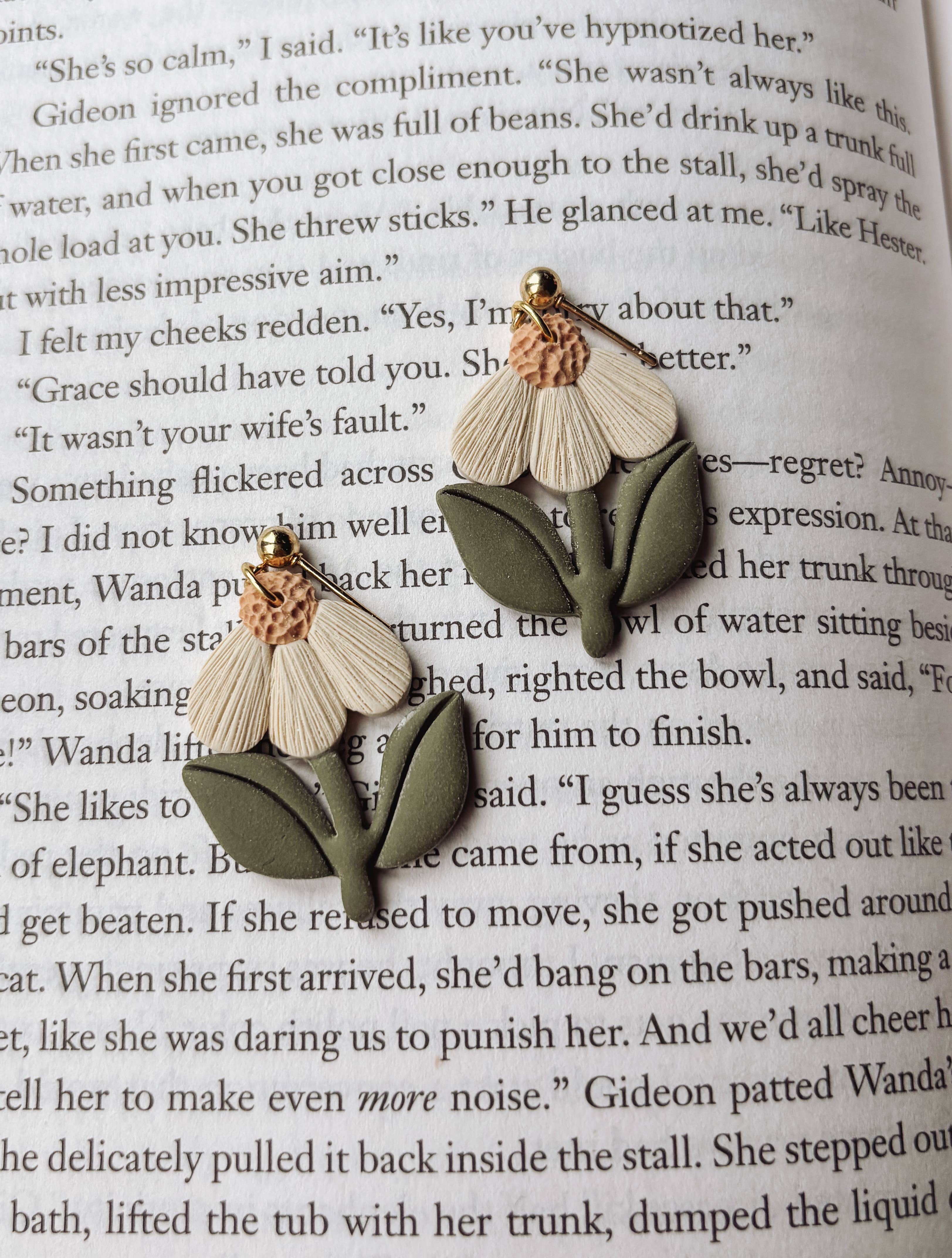 Stem Daisy Earrings, Cottagecore Earrings, Garden Party