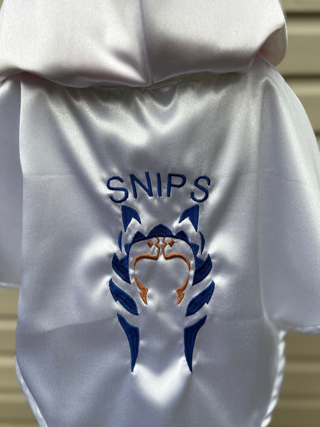 Snips Capelet